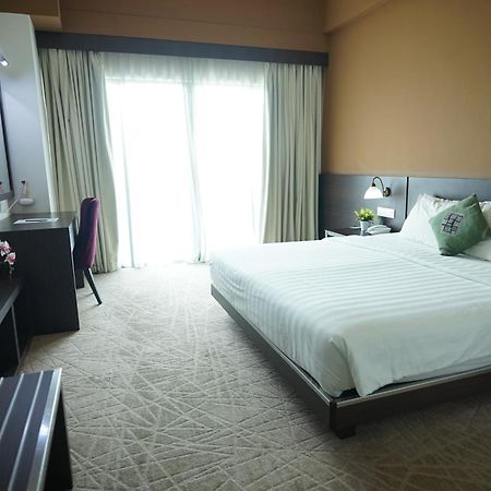 Swan Garden Hotel Malacca Ngoại thất bức ảnh