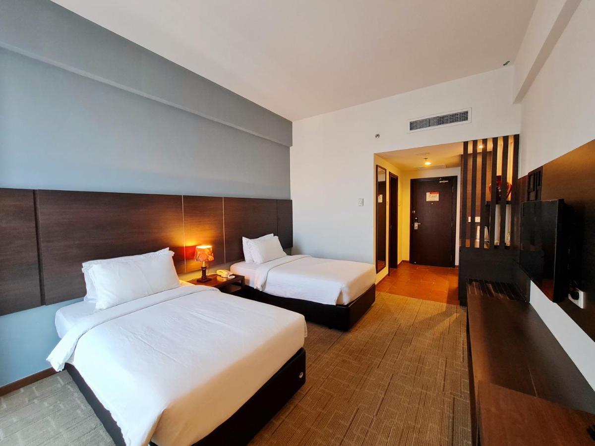 Swan Garden Hotel Malacca Ngoại thất bức ảnh